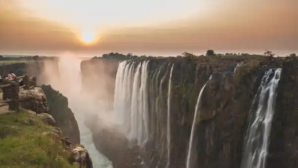 Bild 1 von Rundreisen Botswana, Namibia & Simbabwe: Wo Wasserfälle tosen und Elefanten den Weg kreuzen