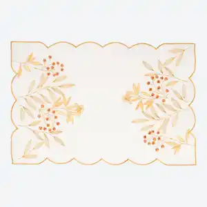 Deckchen aus Satin, ca. 43x29cm