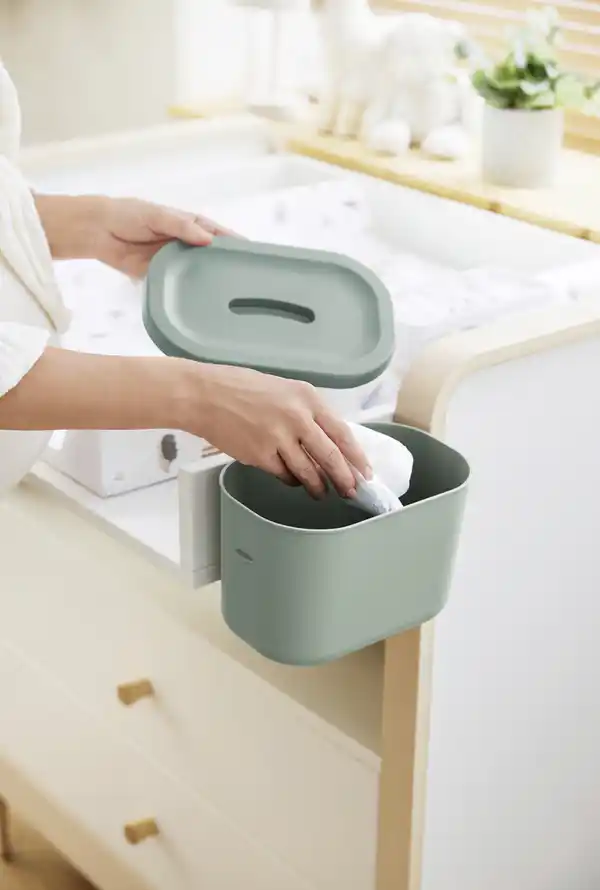 Bild 4 von Rotho Babydesign Wickeltisch-Organizer KAYO Sage green