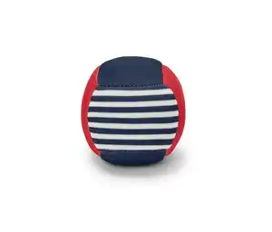 Hüpfender Wasserball