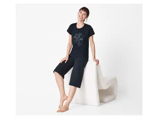 Bild 2 von esmara® Damen Capri Pyjama mit Kunst-Print auf dem Oberteil