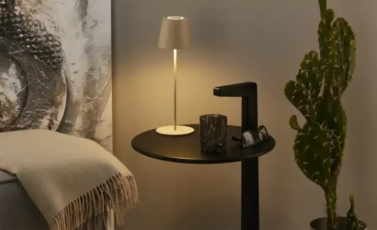 Bild 1 von Akku-Tischleuchte