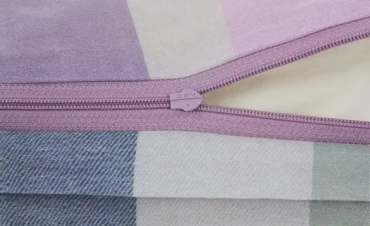 Bild 2 von como Satin Bettwäsche Purple Symphonie