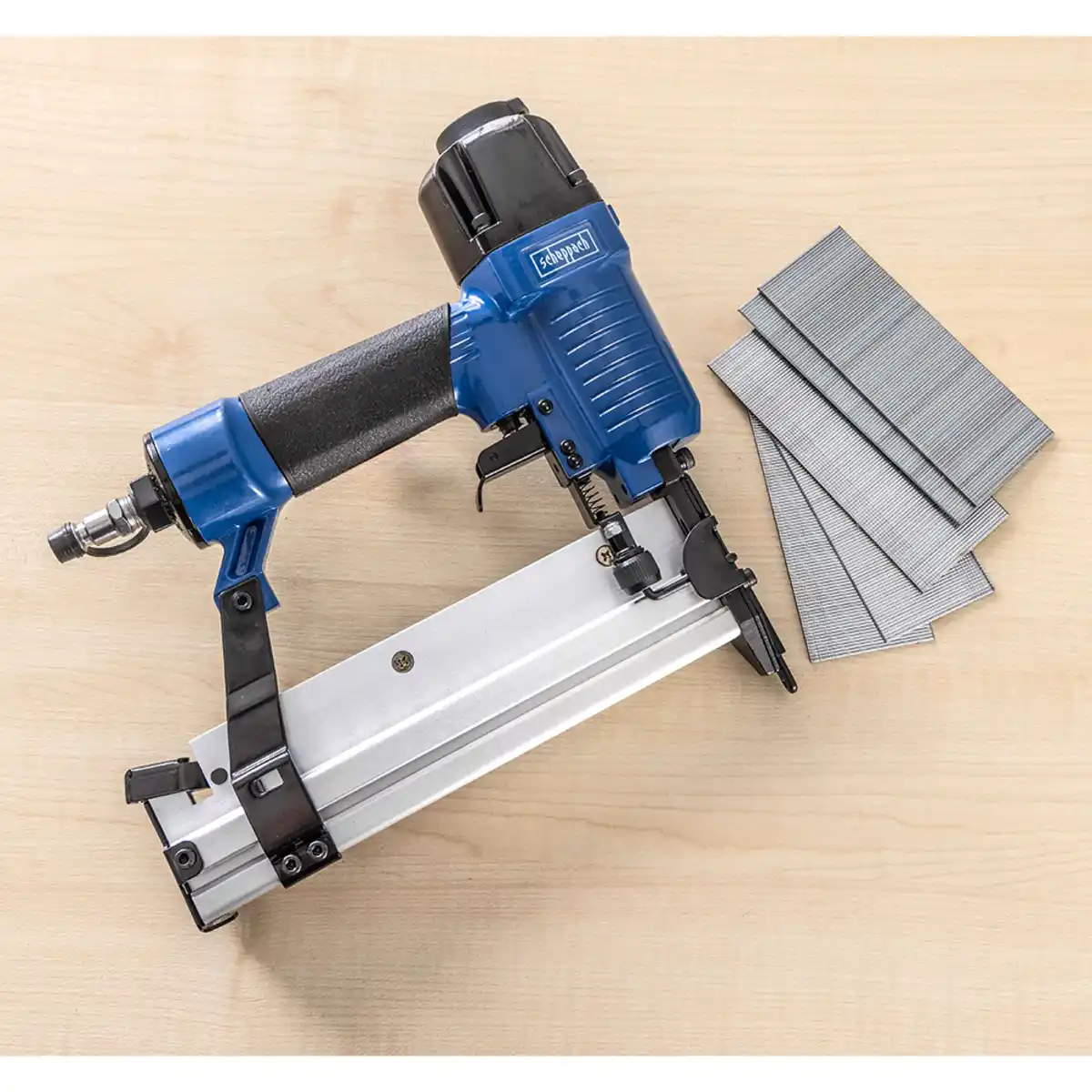 Bild 2 von Druckluft Klammer- und Nagelpistole