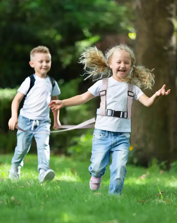 Bild 3 von IDEENWELT Pferdegeschirr für Kinder rosa