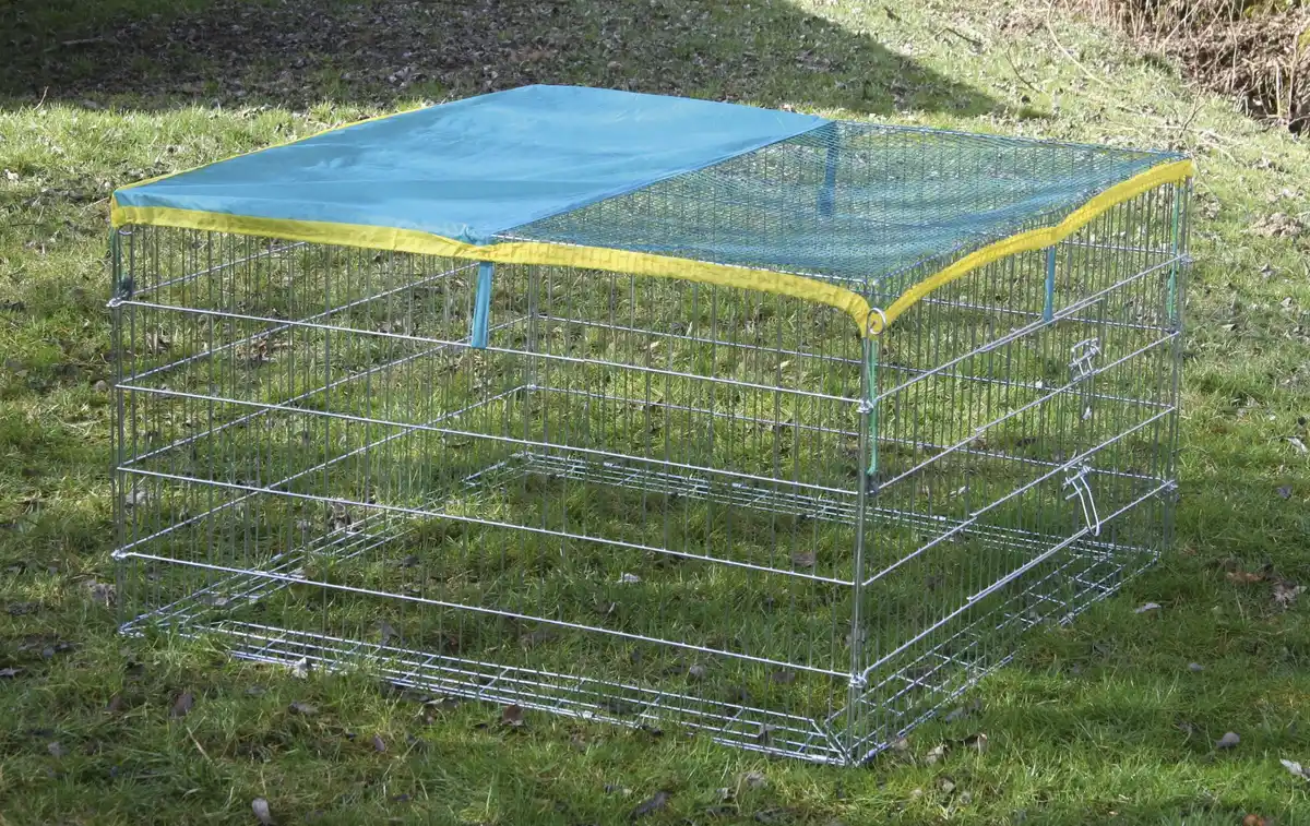 Bild 1 von Kerbl Freigehege mit Ausbruchsperre LxBxH: 115x115x65 cm
