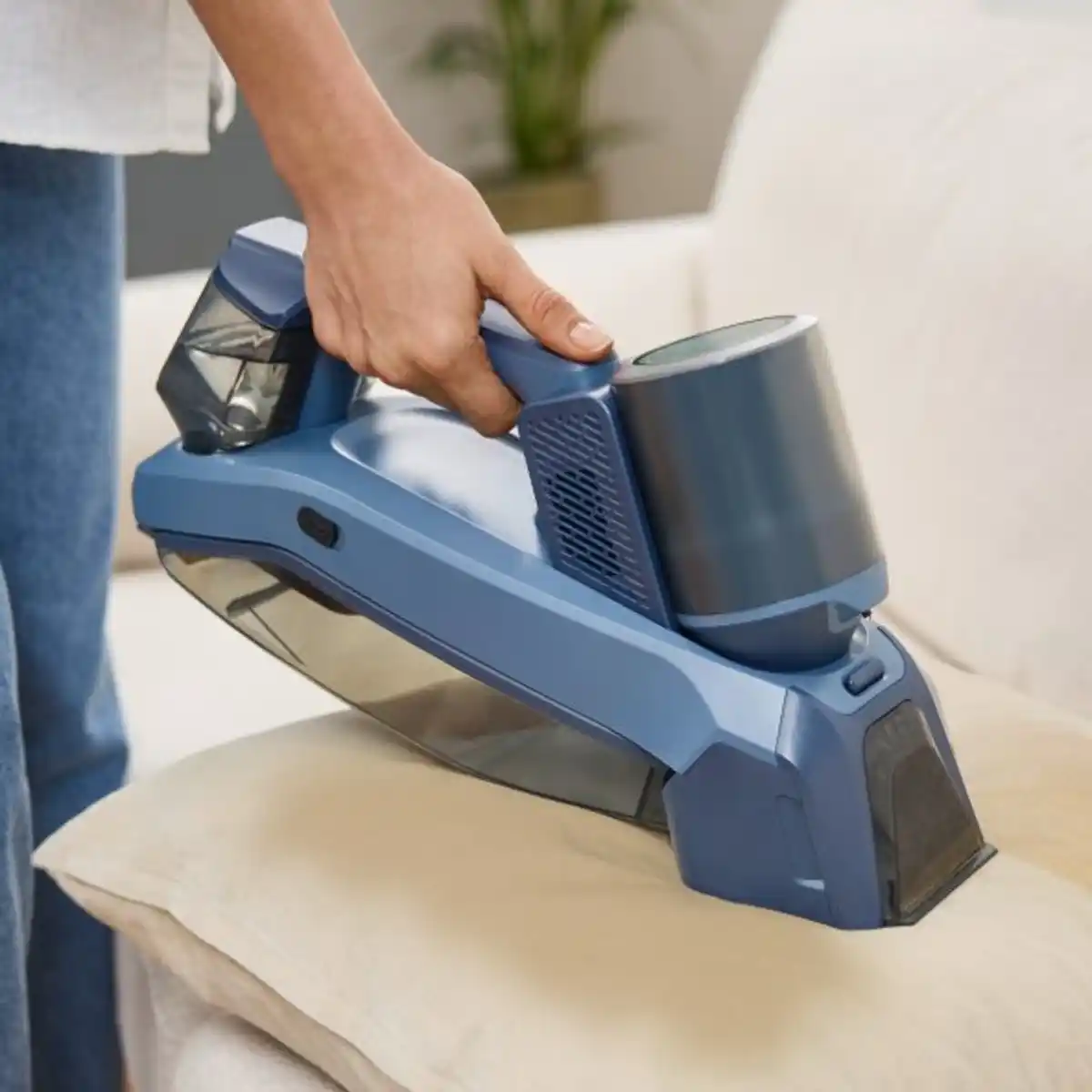 Bild 4 von AMBIANO Akku-Polster- und Teppichreiniger