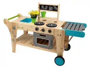 Playtive Outdoor Matschküche auf Rädern, aus Echtholz