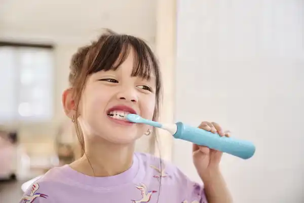 Bild 4 von PHILIPS Sonicare Aufsteckbürsten HX6044/90 Kids