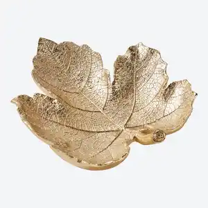 Deko-Teller in Blattform, ca. 17x19,5x4,5cm