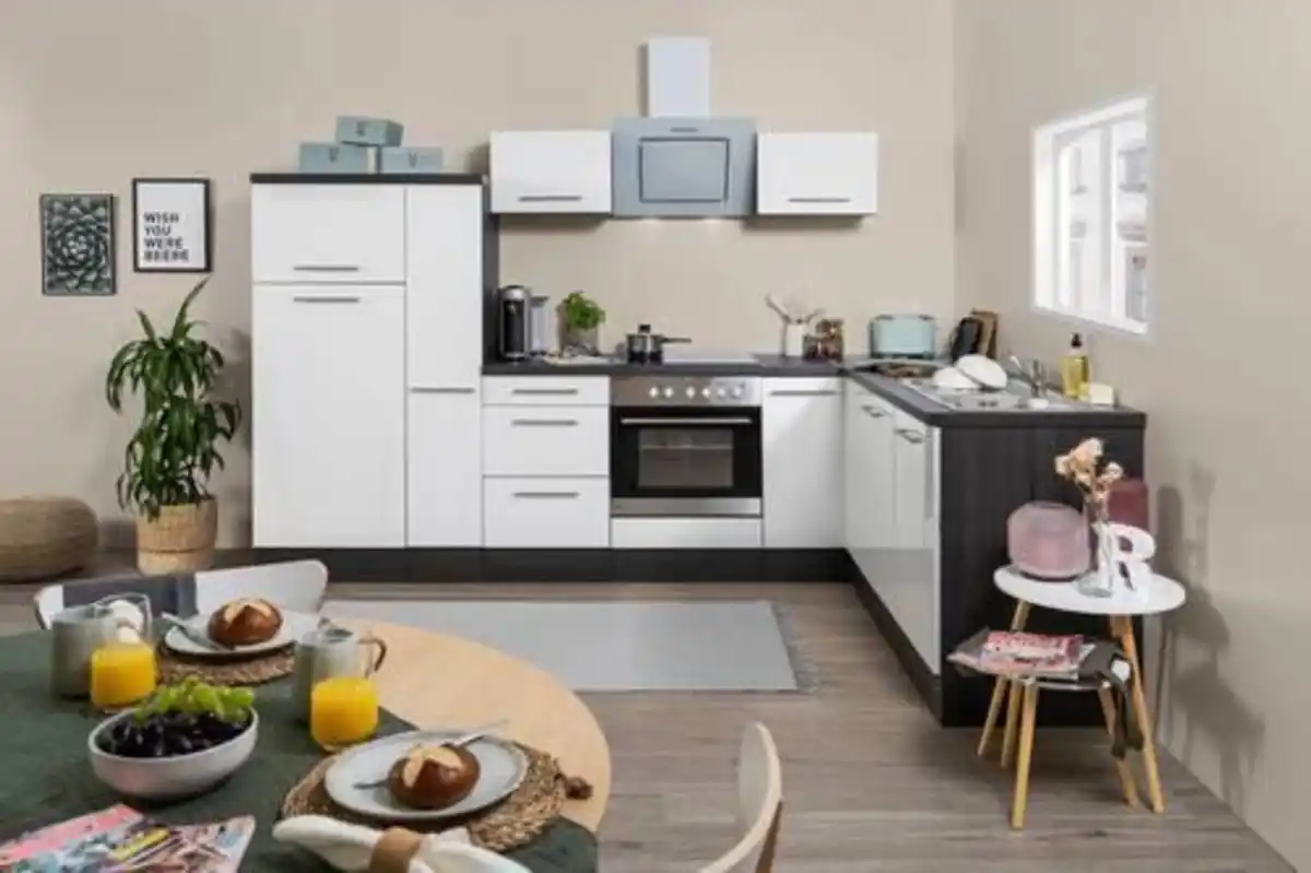 Bild 1 von Eckküche Weiß Hochglanz mit Geräte ca. 290x200 cm, Weiß, Eichefarben