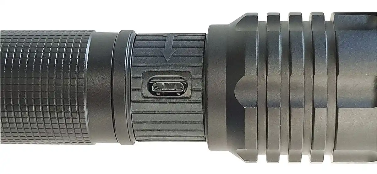 Bild 3 von Taschenlampe mit Zoomfunktion