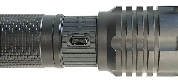 Bild 3 von Taschenlampe mit Zoomfunktion