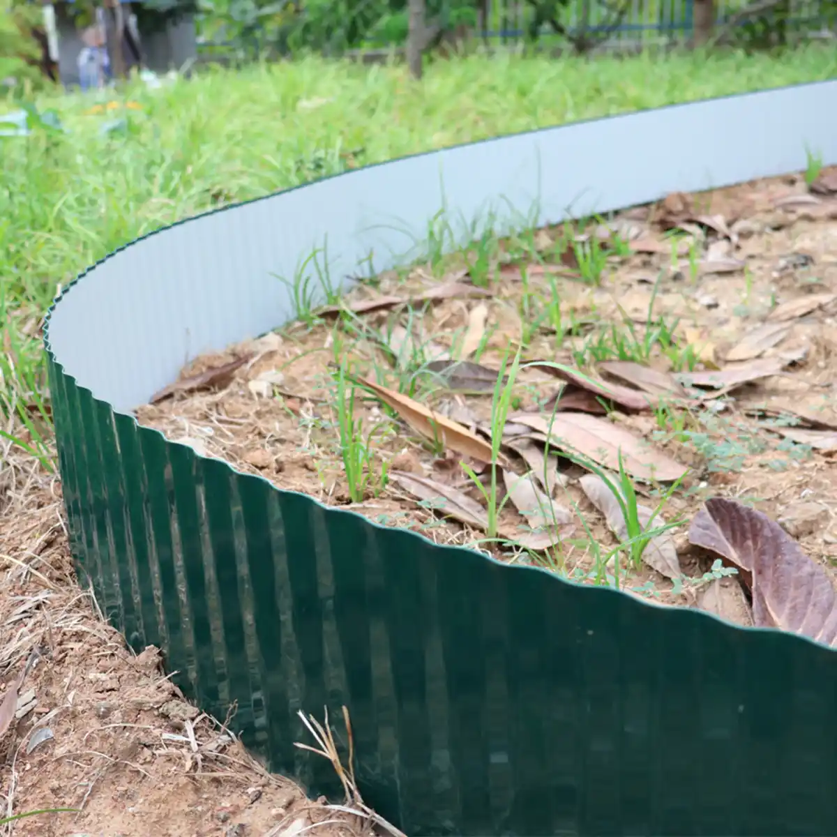 Bild 2 von Rasenkantenband, ca. 5 m x 25 cm, Grün