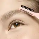 Bild 2 von essence Brow Lift & Freeze Glue 01 - Clear Control, 7 ml