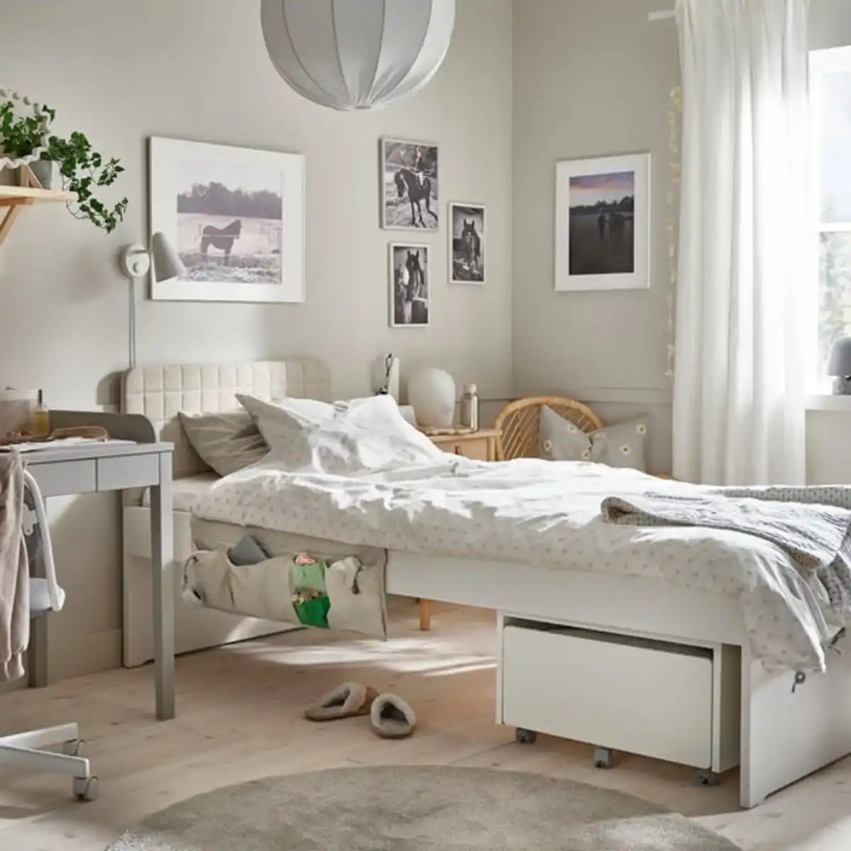 Bild 2 von SLÄKT Bettgestell mit Lattenrost, mit Kopfteil/Vissle beige, 90x200 cm