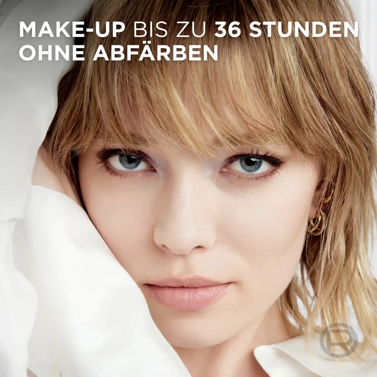 Bild 3 von Maybelline New York 32 Stunden Fresh Wear Make-up 120 Vanilla + 3-Sekunden Fixierspray