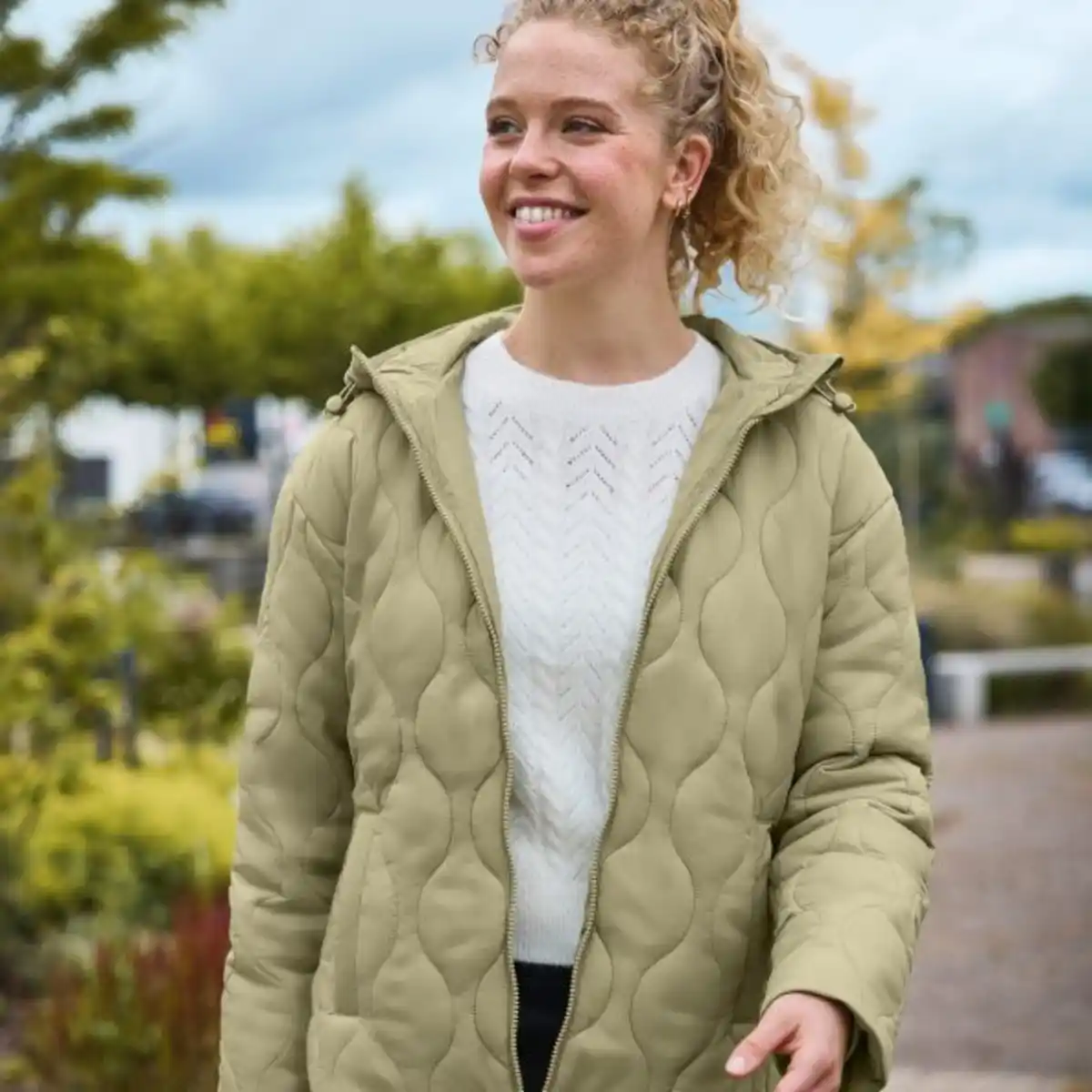 Bild 4 von UP2FASHION Leichtsteppjacke