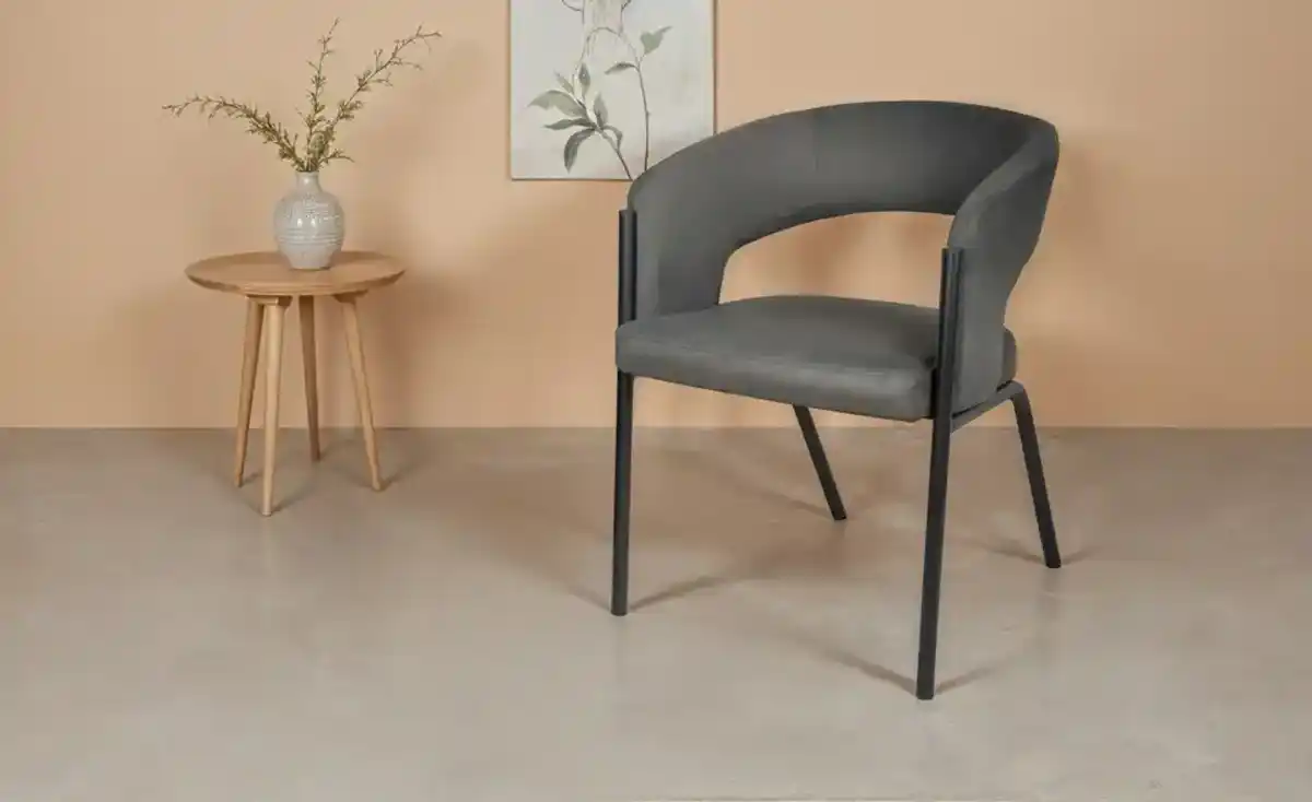 Bild 1 von uno Armlehnstuhl Saran