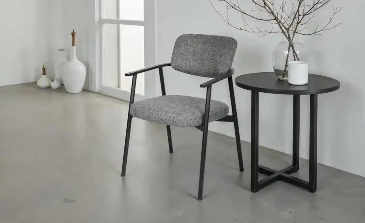 Bild 1 von uno Armlehnstuhl Semon