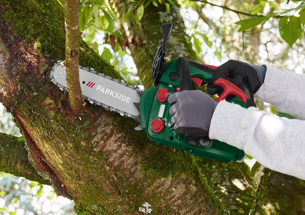 Bild 3 von PARKSIDE® Benzin-Baumpflegesäge »PBBPS 25 A2«
