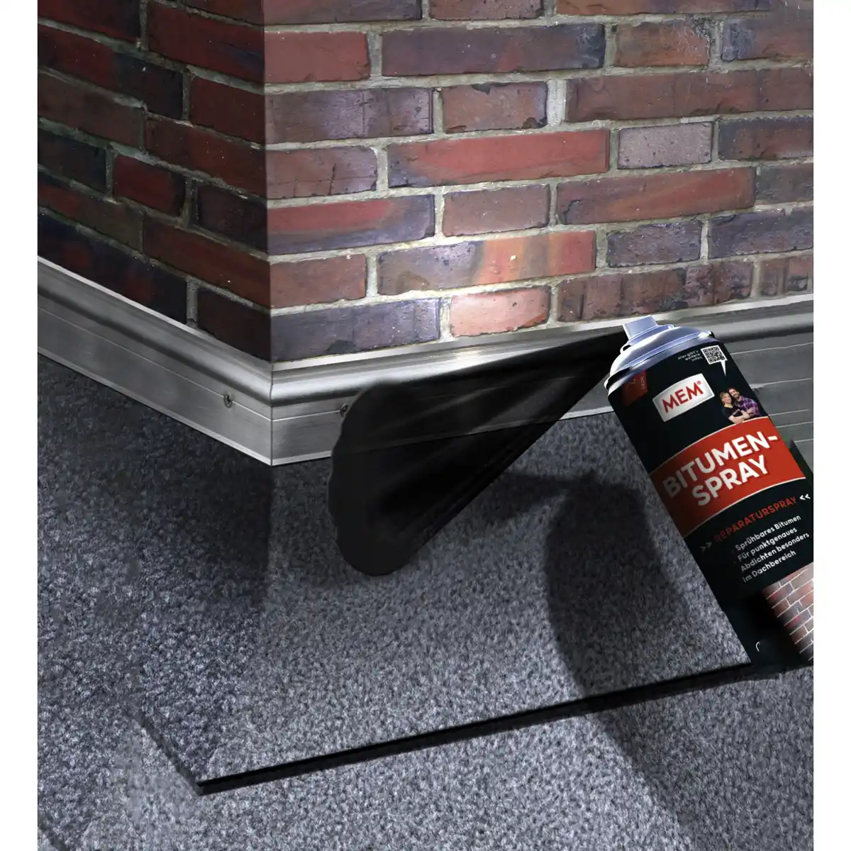 Bild 2 von MEM Bitumen-Spray, 500 ml, für Dacharbeiten