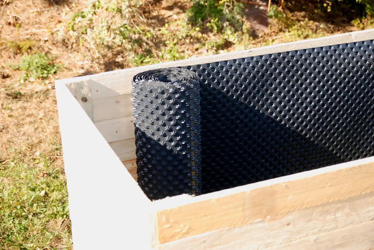 Bild 1 von Gutta Noppenbahn 90 x 650 cm, ideal für Hochbeete