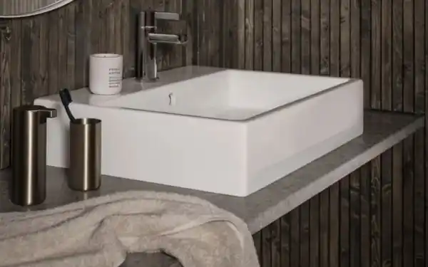 Bild 2 von Zahnputzbecher Modo, Edelstahl titanbeschichtet, brass metallic finish