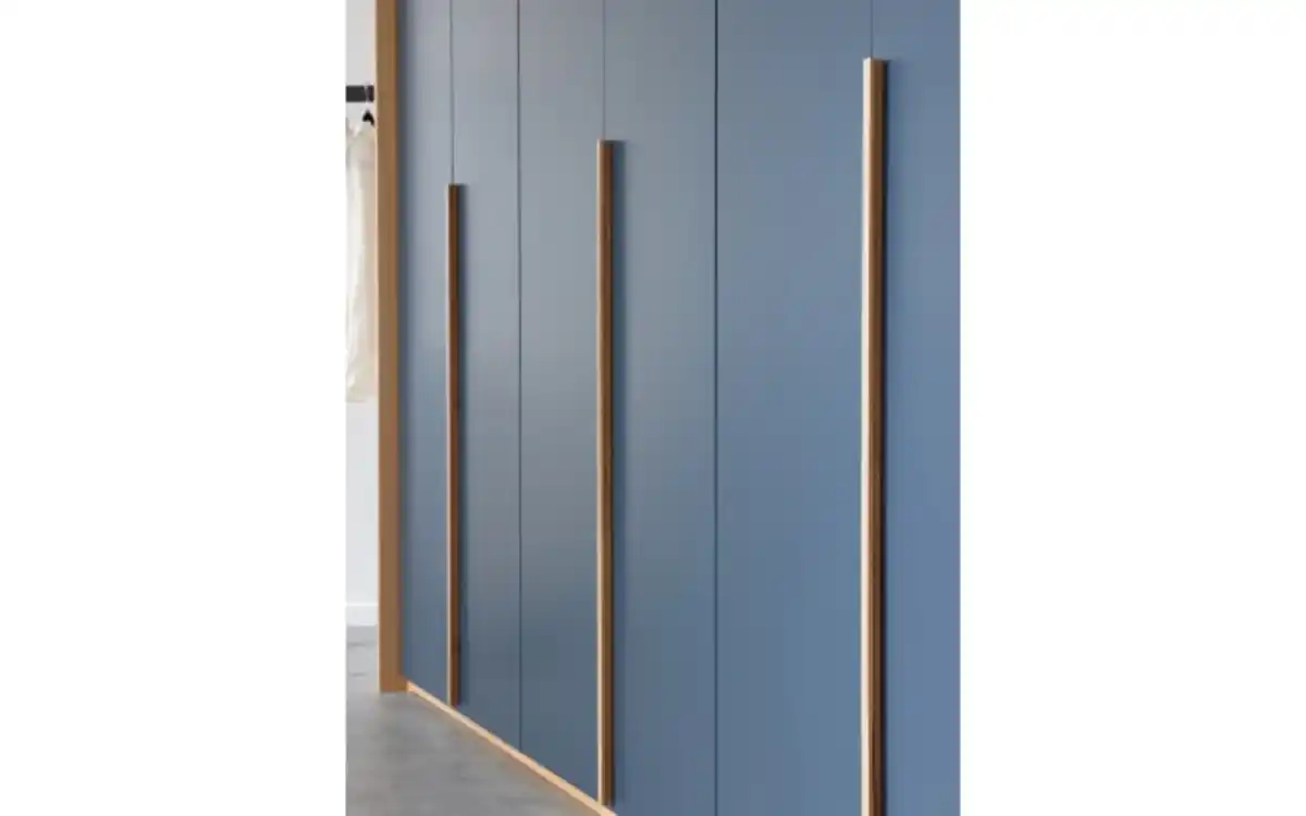 Bild 2 von Meise - Schlafzimmer Malin, Blau/Balkeneiche, inkl. Nachtkonsolen