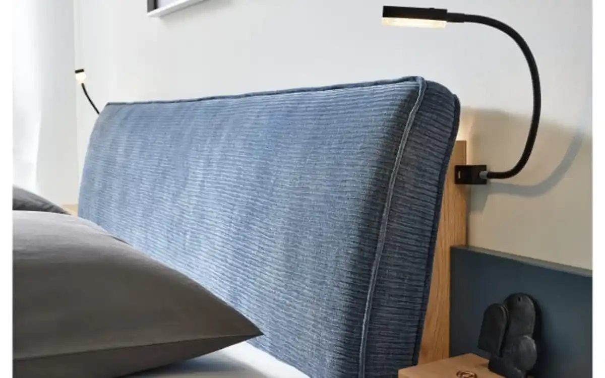 Bild 3 von Meise - Schlafzimmer Malin, Blau/Balkeneiche, inkl. Nachtkonsolen