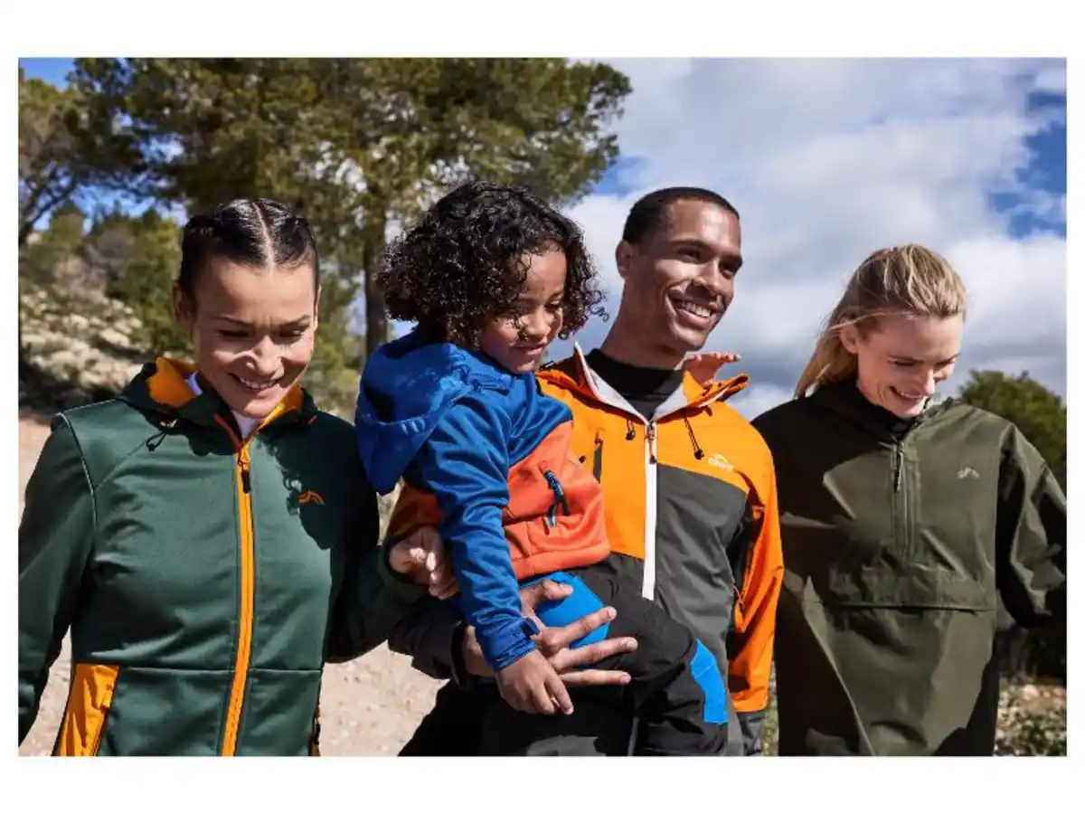 Bild 3 von CRIVIT Damen Softshelljacke aus 3-lagigem Softshell-Material