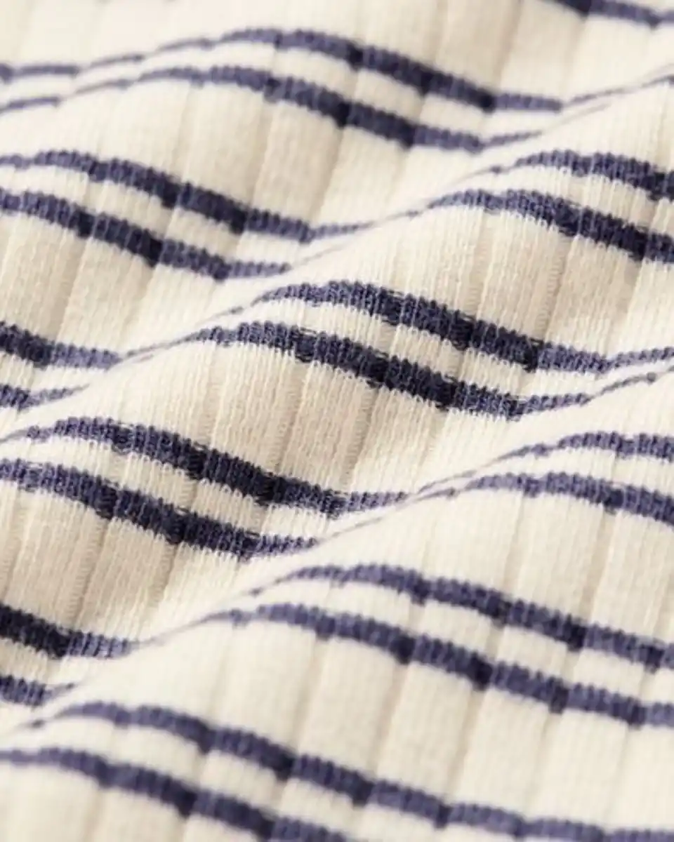 Bild 4 von Mitwachsender Strampler ecovero™ Streifen eierschalenfarben