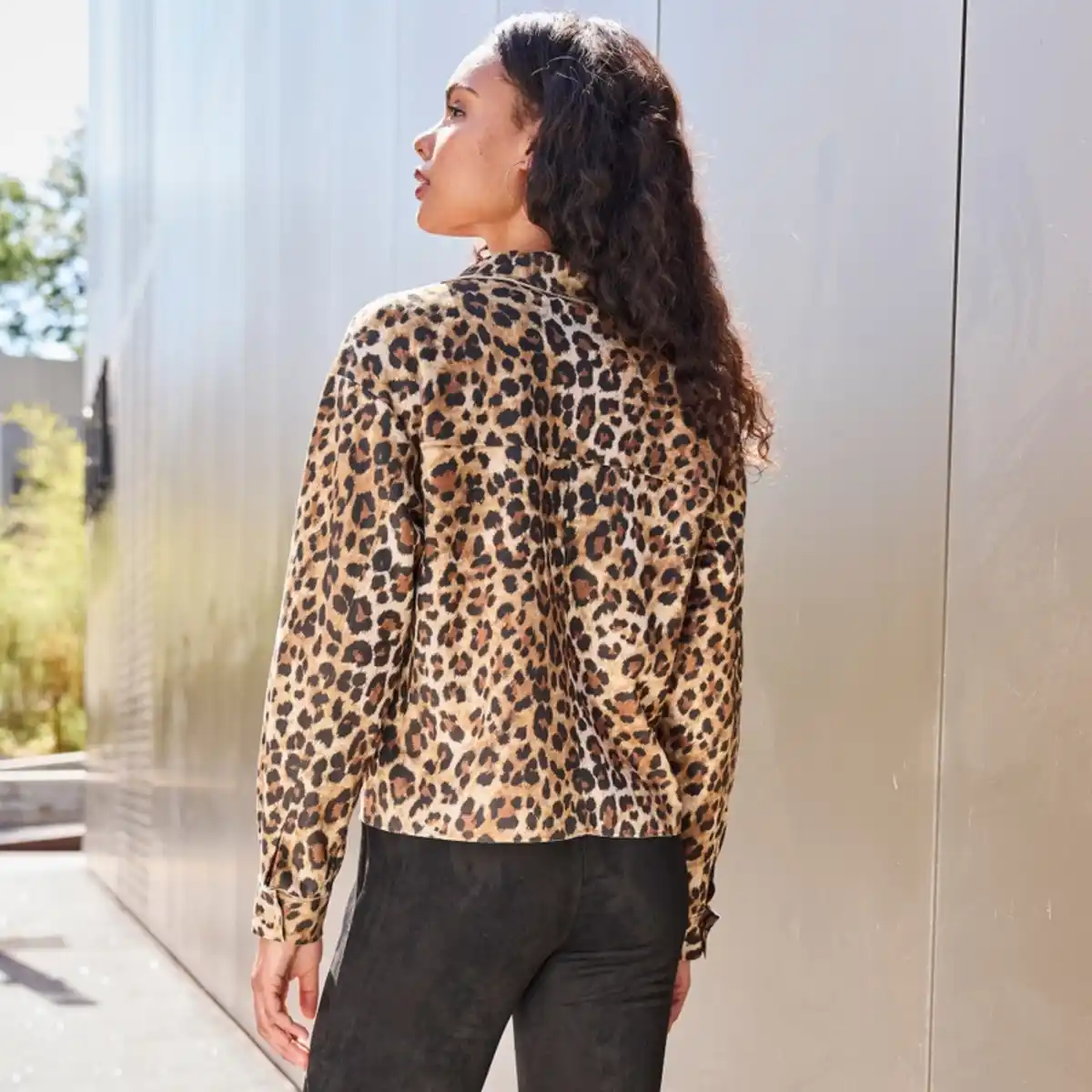 Bild 4 von Damen-Hemdjacke mit Kragen