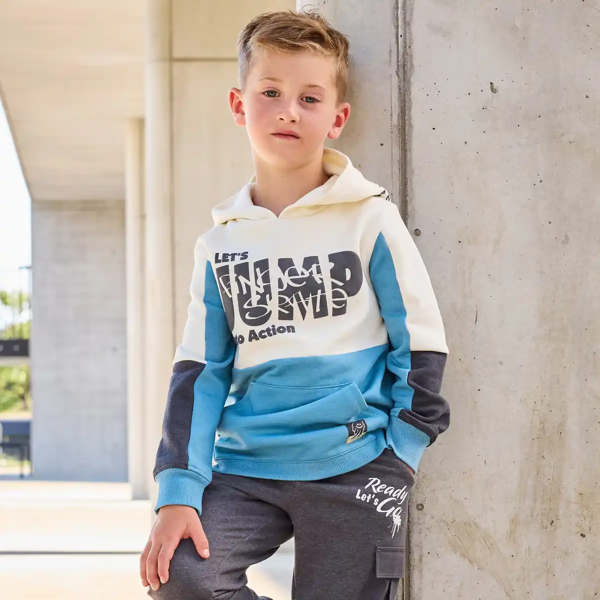 Bild 1 von Kinder-Jungen-Hoodie mit Kapuze