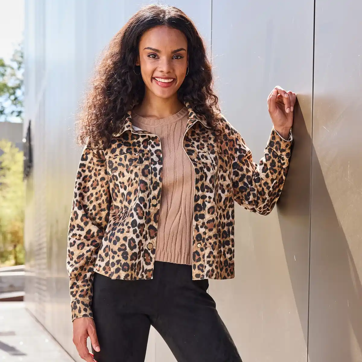 Bild 1 von Damen-Hemdjacke mit Kragen