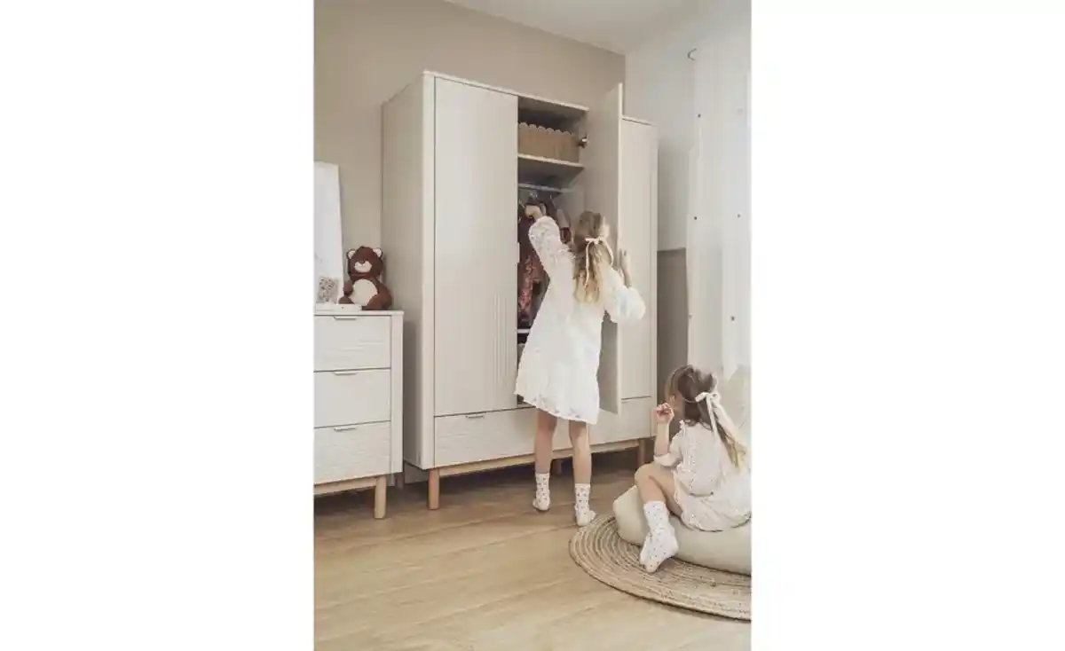 Bild 1 von pinio Kleiderschrank Miloo