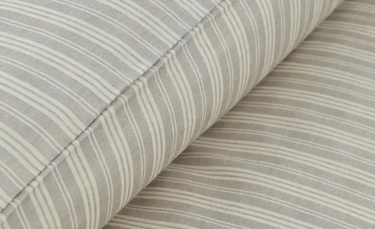 Bild 4 von Como Green Satin Wende-Bettwäsche Calm Stripes