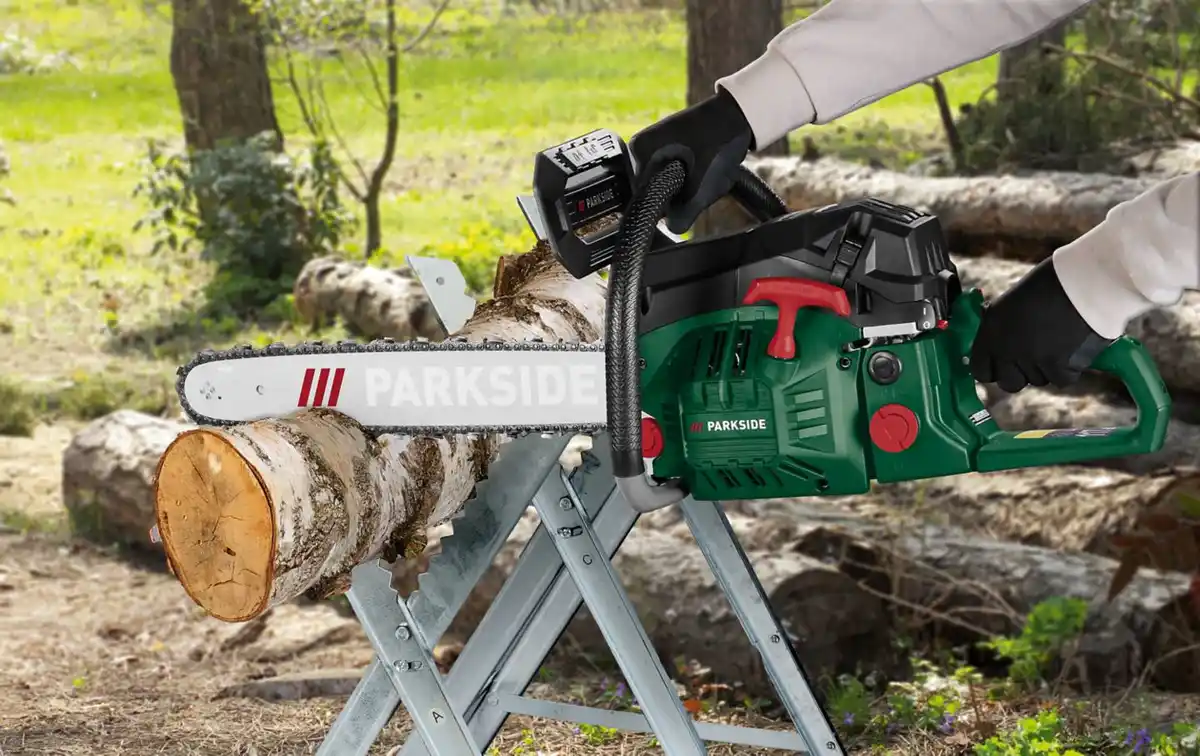 Bild 1 von PARKSIDE® Benzin-Kettensäge »PBKS 53 C3«