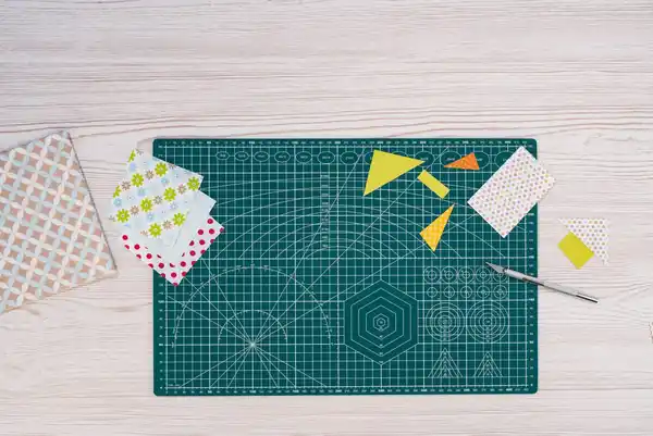 Bild 2 von TALENTUS® Schneid- und Bastelunterlage