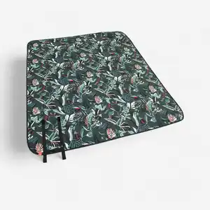 QUECHUA Picknickdecke Komfort 170 × 140 cm luxour
