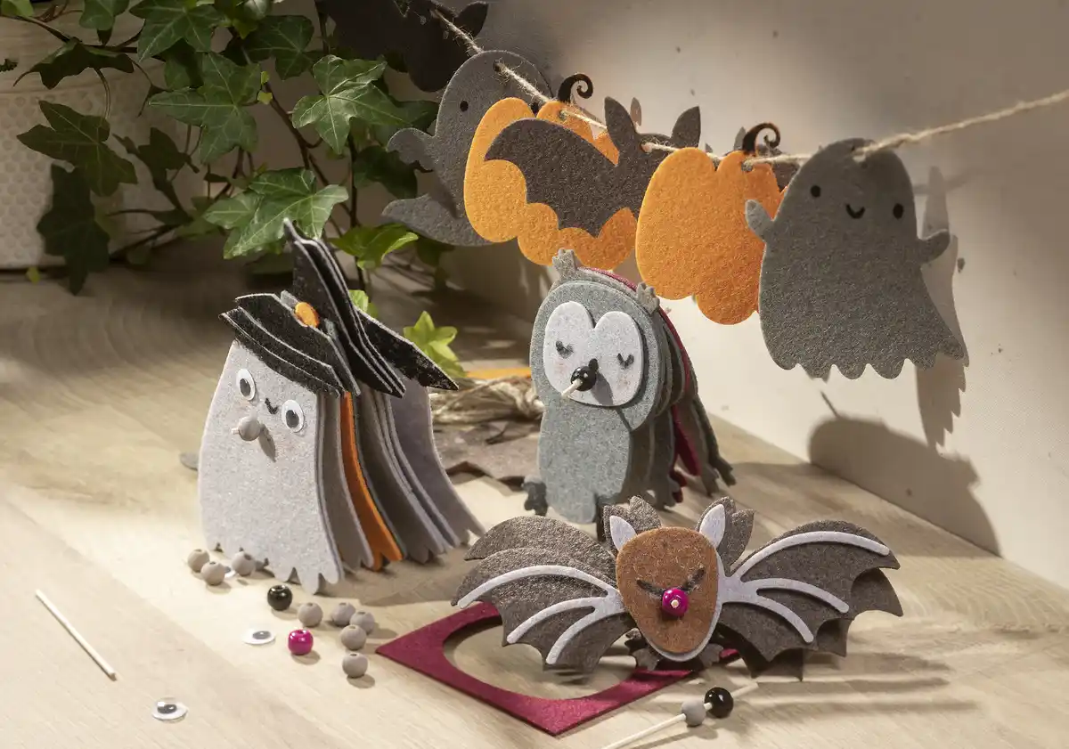 Bild 4 von IDEENWELT Filz-Bastelset Halloween + 1 Girlande