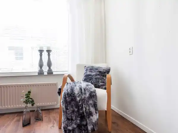 Bild 3 von Face-2-Face Grove Kissen