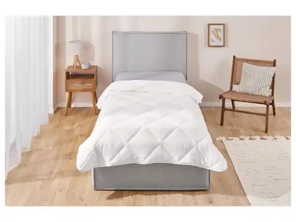 Bild 2 von LIVARNO home Bettdecke »Soft Touch«, 135 x 200 cm, warm