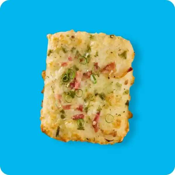 Bild 1 von MEINE BACKWELT Pizza-Snack-Flammkuchen, Herzhaft belegt mit Käse und Speck