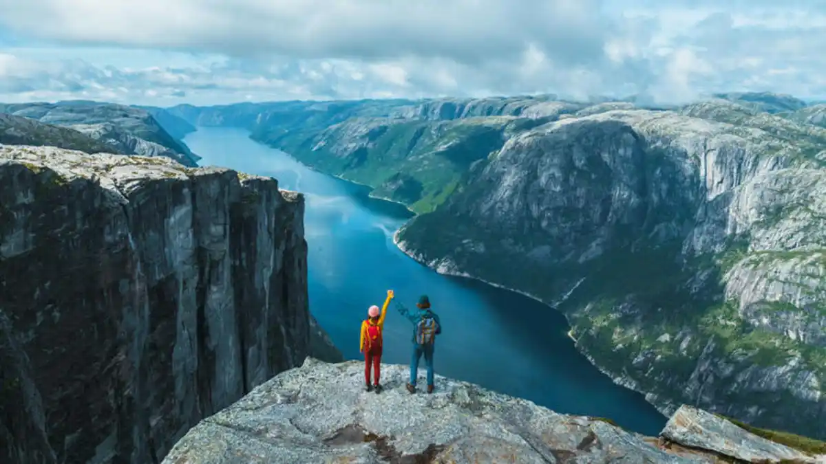 Bild 1 von Kreuzfahrten Norwegen - Spitzbergen: Kreuzfahrt mit MSC Preziosa ab/an Hamburg