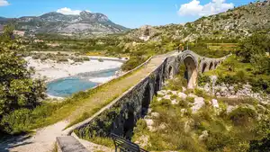 Albanien mit Abstecher nach Nordmazedonien & Montenegro - Bus-Rundreise