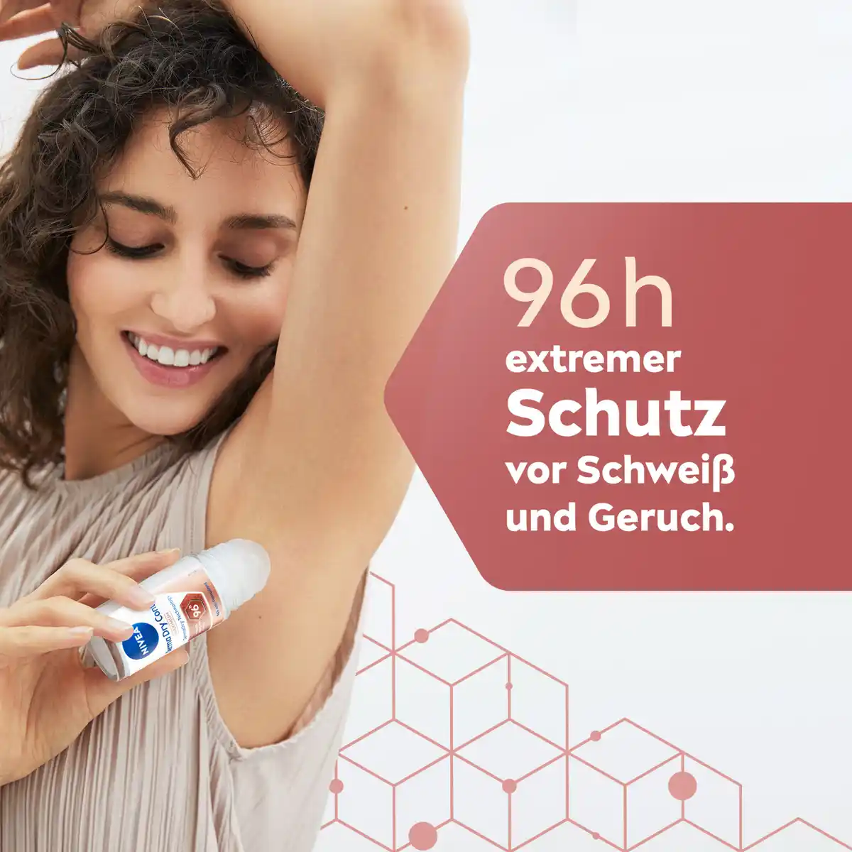Bild 3 von NIVEA Derma Dry Control Maximum Anti-Transpirant Roll-On, 50 ml