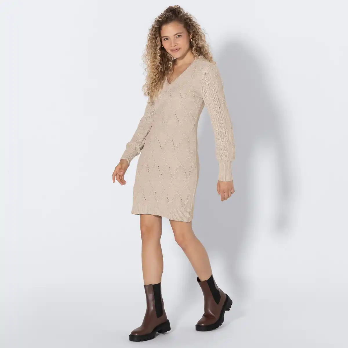 Bild 1 von Damen-Chenille-Strickkleid mit Zopfstickmuster