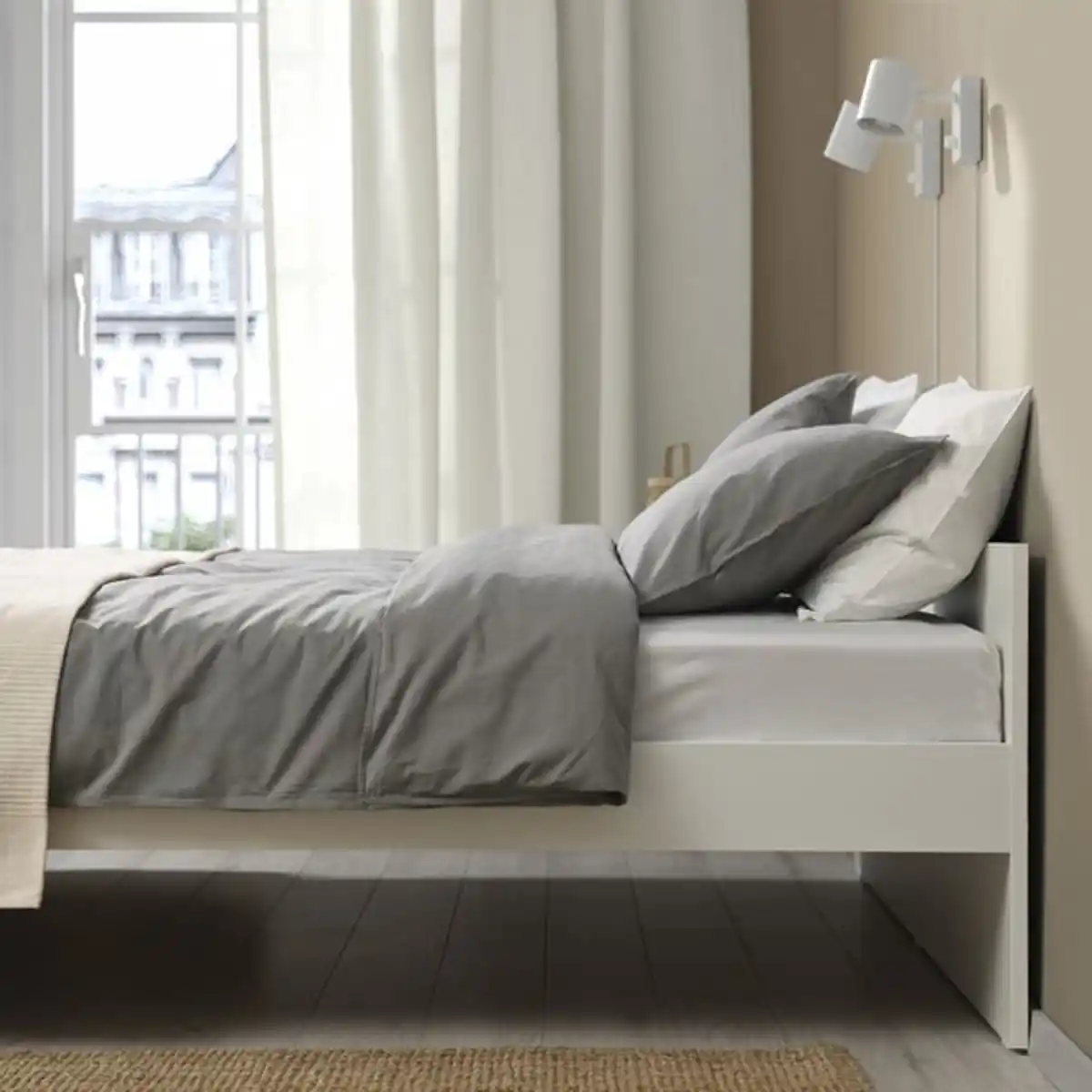 Bild 3 von VIHALS Bettgestell+Mittelbal/Federholzrahm, weiß/Luröy, 140x200 cm