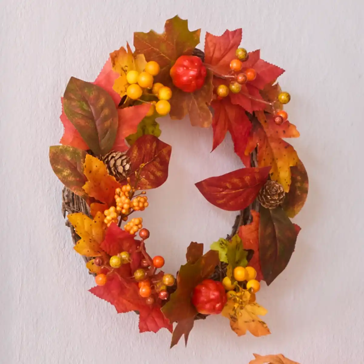 Bild 1 von Deko-Kranz in herbstlichem Design, Ø ca. 25x8cm